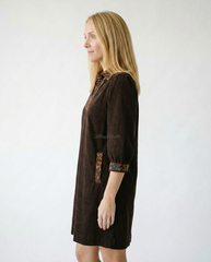 Umgee V-Neck Cotton Shift Dress with Contrast Trim